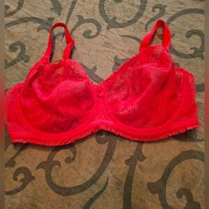 Elegant Red Lace Bra  NEW WITHOUT TAGS